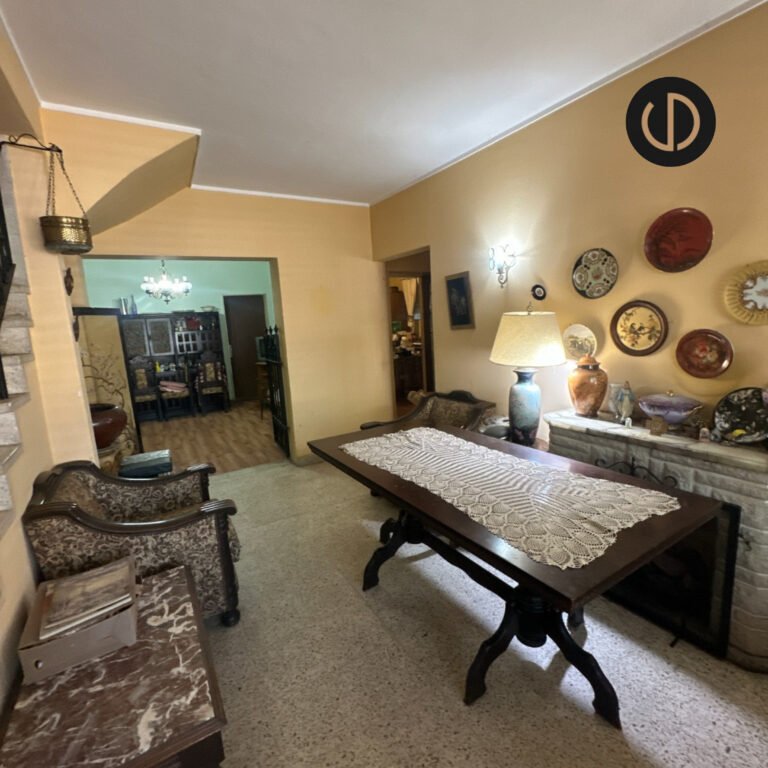 Casa | Estado: a reciclar