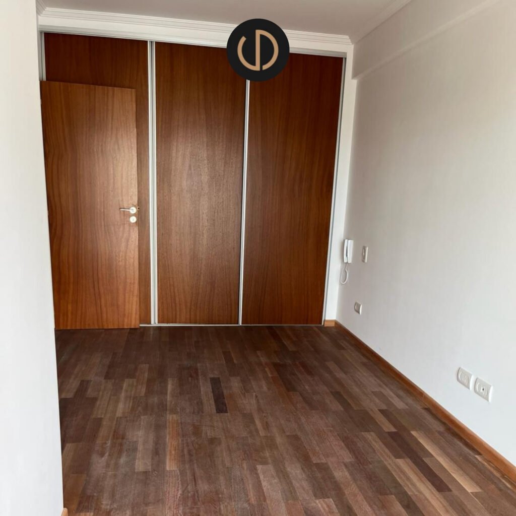 Semipiso de categoría . A estrenar – 9